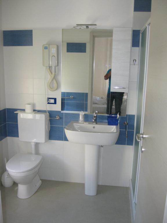 Hotel Acqua Marina Albissola Marina Ngoại thất bức ảnh